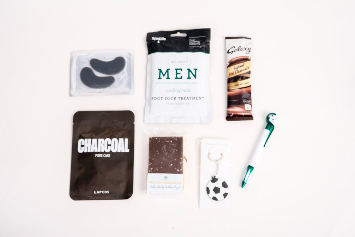 Men’s football themed luxury hamper
